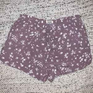 Floral Mauve Flowy Short
